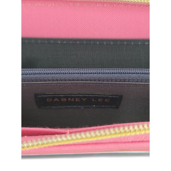 Dabney Lee Strawberry Print Pink Zip Wallet NWT Faux Leather‎ Clutch - Picture 5 of 7